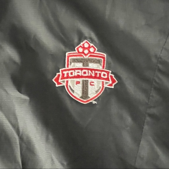 Toronto FC adidas golf jacket - Picture 3 of 5